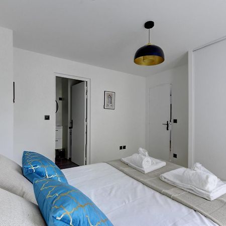 322 Suite Fes - Superb Apartment Suresnes Exteriör bild